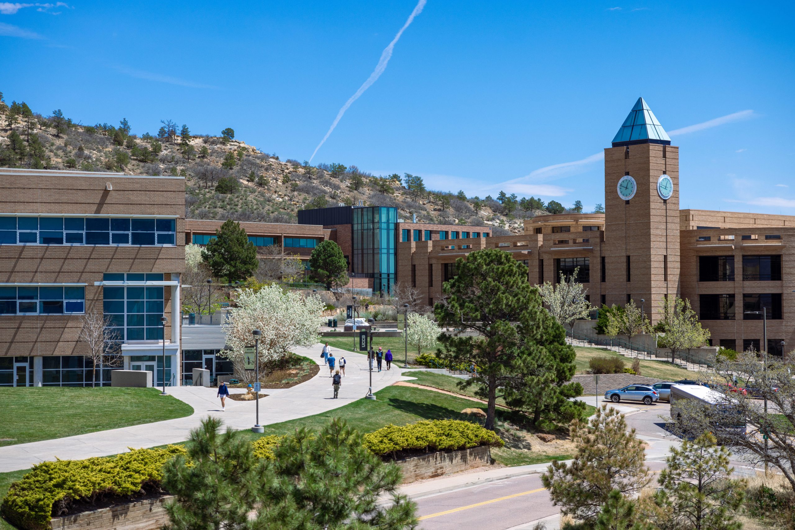 2,044 students earn President’s and Dean’s honors in spring 2025 semester